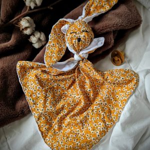 Georges le doudou lapin "liberty jaune"