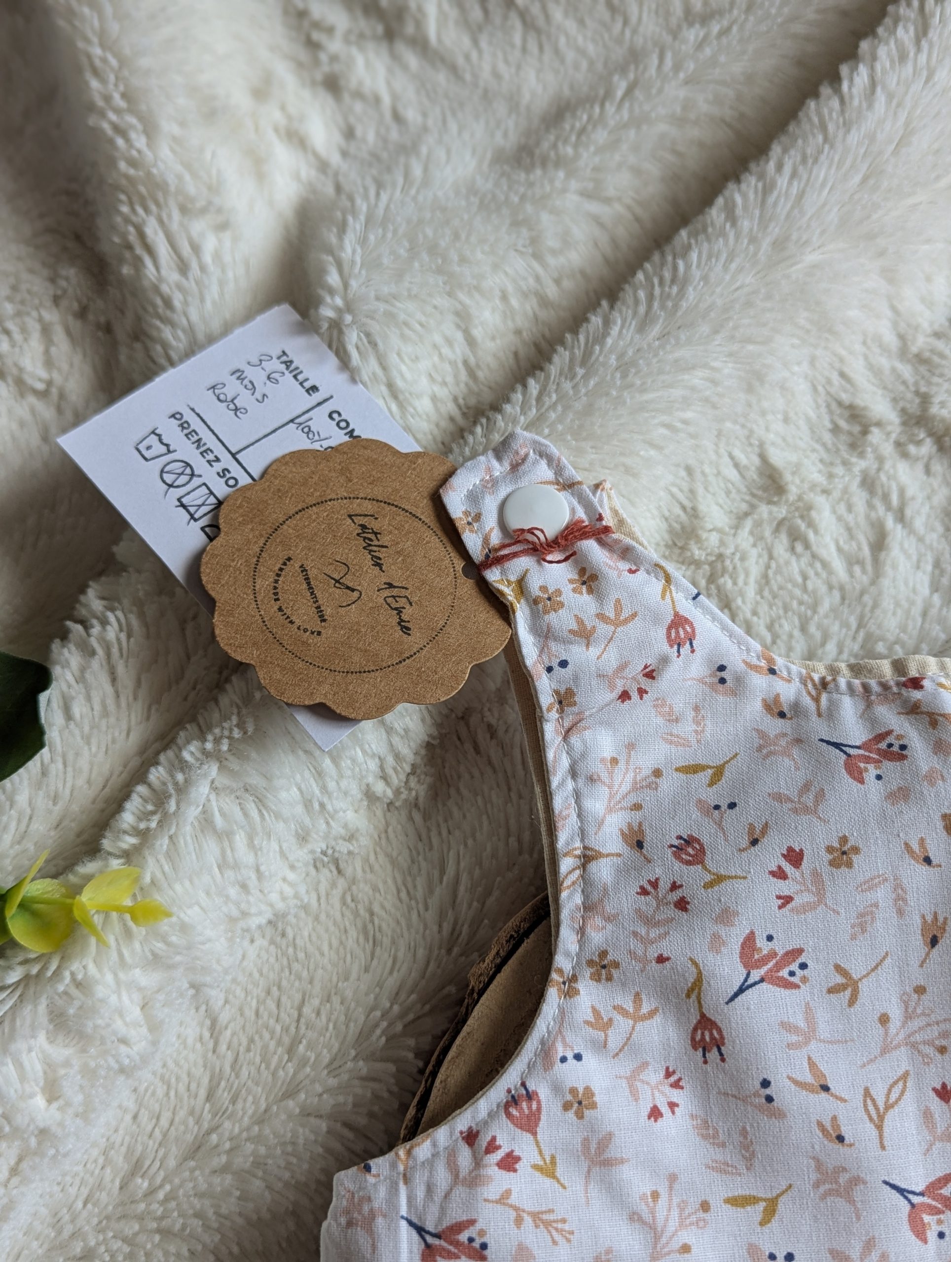 Robe fleurie rose pâle – Image 2